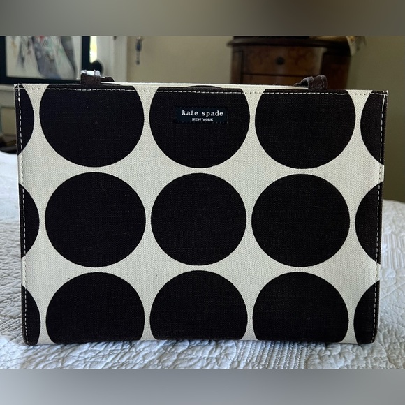 LAST CHANCE !! Kate Spade  NWOT Graphic Dot Sam Bag, Impeccable Condition!!💫💫🔥🔥 - Picture 11 of 11